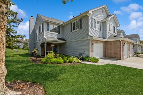 253 Sierra Pass Dr, Schaumburg, IL, 60194-4983 | Card Image