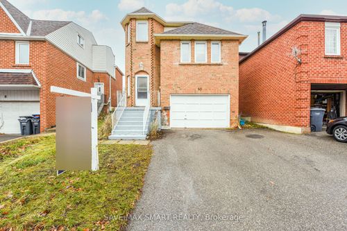 10 Keewatin Gate, Brampton, ON, L6Y2X2 | Card Image