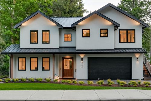 5157 Del Monte Ave, Saanich, BC, V8Y1X3 | Card Image