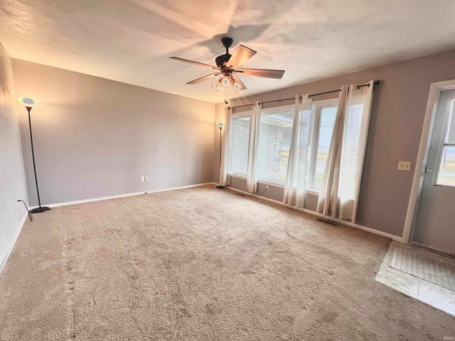 5345 E 00 Ns, House other with 3 bedrooms, 2 bathrooms and null parking in Greentown IN | Image 4