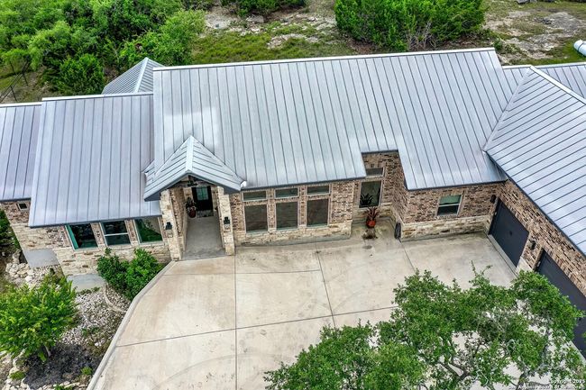 452 Wentworth, House other with 4 bedrooms, 4 bathrooms and null parking in Spring Branch TX | Image 6