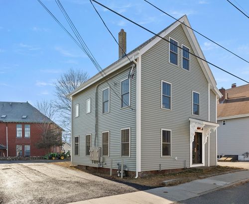 20 Beacon St, Gloucester, MA, 01930-3439 | Card Image