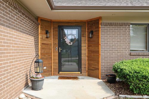 1545 Tamerisk Dr, Junction City, KS, 66441-3374 | Card Image