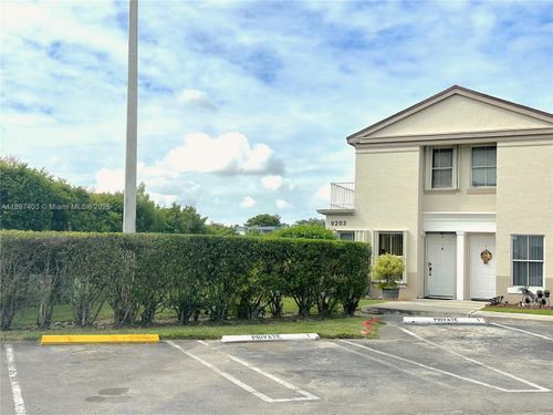 101-9203 Fontainebleau Blvd, Miami, FL, 33172-4287 | Card Image