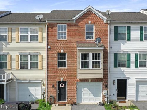 107 Veronica Dr, MARTINSBURG, WV, 25404-3736 | Card Image