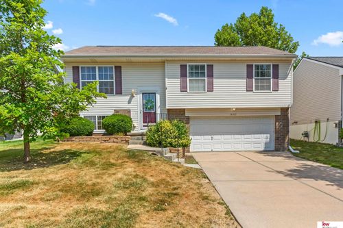 16502 Burdette St, Omaha, NE, 68116-2576 | Card Image