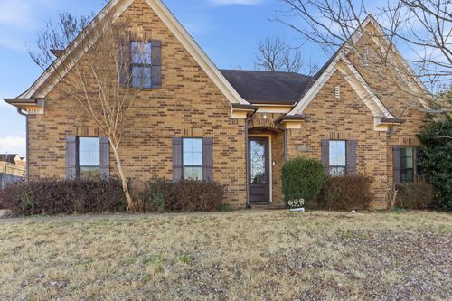 8285 Fletcher Ridge Ln, Bartlett, TN, 38133-5801 | Card Image