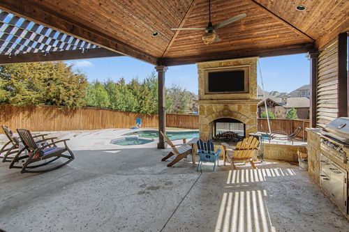 2802 Castlereach St, Trophy Club, TX, 76262-1197 | Card Image