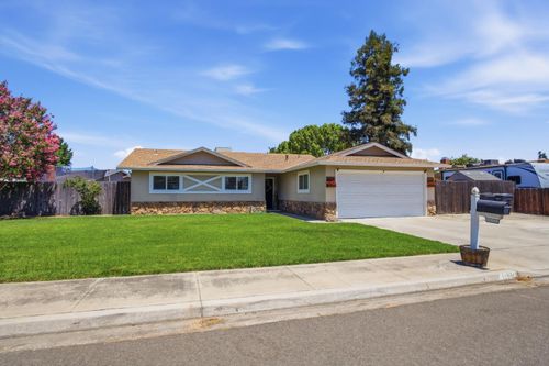 4613 Brandi Way, Denair, CA, 95316 | Card Image