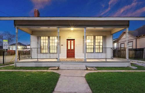 2901 Preston St, Houston, TX, 77003-2346 | Card Image
