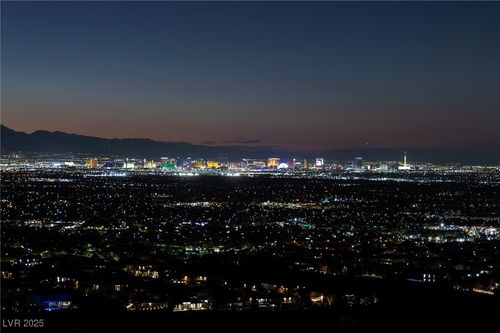 616 Scenic Rim Dr, Henderson, NV, 89012-5796 | Card Image