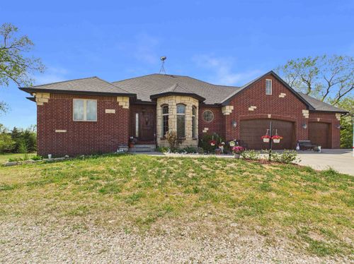 22015 W 101st St N, Mount Hope, KS, 67108-9710 | Card Image