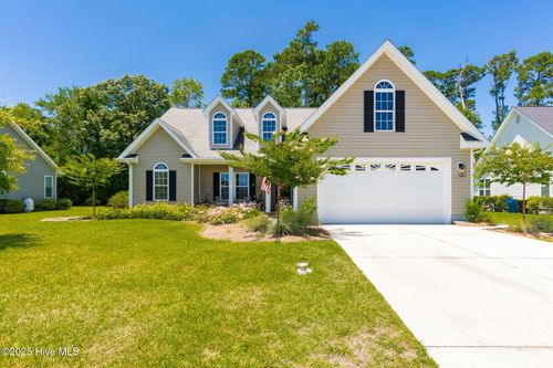 1013 Palmer Way, Morehead City, NC, 28557-8427 | Card Image