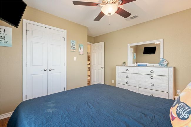 876 Kahla Dr, House other with 5 bedrooms, 2 bathrooms and 2 parking in Crystal Beach TX | Image 34
