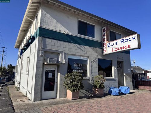 2015 Springs Rd, Vallejo, CA, 94591-5521 | Card Image
