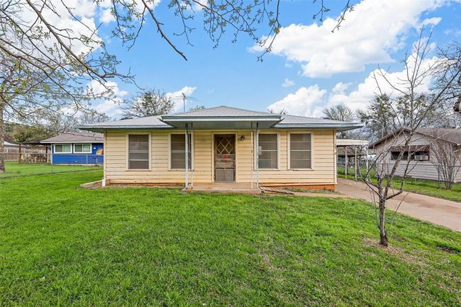 121 County Road 1424, House other with 2 bedrooms, 1 bathrooms and null parking in Morgan TX | Image 17