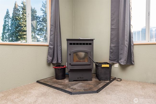 Pellet Stove | Image 8