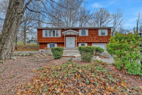 1 Townsend St, New Windsor, NY, 12553-8710 | Card Image