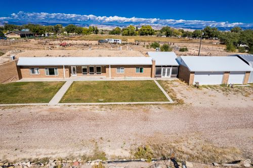 3310 S 2500 E, Naples, UT, 84078-9158 | Card Image