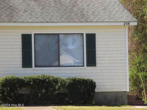 258 Easy St, Jacksonville, NC, 28546-4835 | Card Image