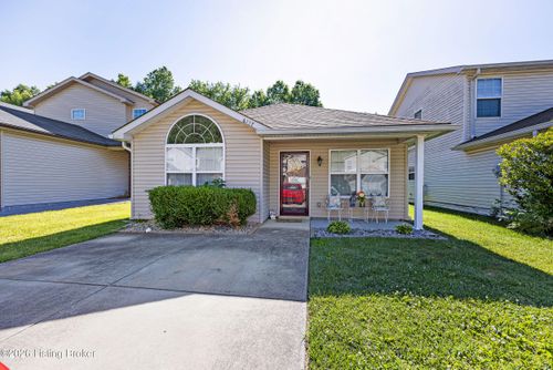 6227 Valley Forest Dr, Louisville, KY, 40219 | Card Image