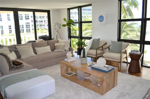 apt-c402-1111 Crandon Blvd, Key Biscayne, FL, 33149-2627 | Card Image