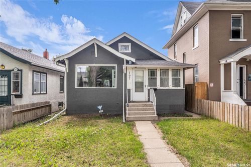 107 28th St W, Saskatoon, SK, S7L0K1 | Card Image