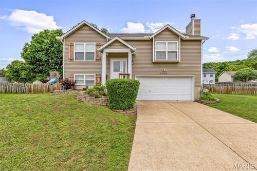 2522 Waterfront Ct, Imperial, MO, 63052-4335 | Card Image