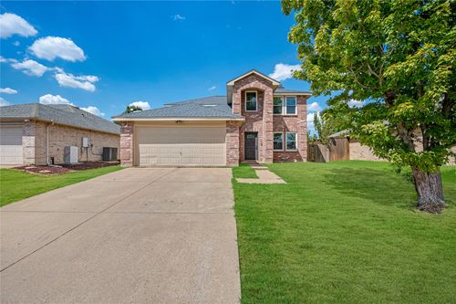 2132 Zion Hl, Grand Prairie, TX, 75052-8847 | Card Image