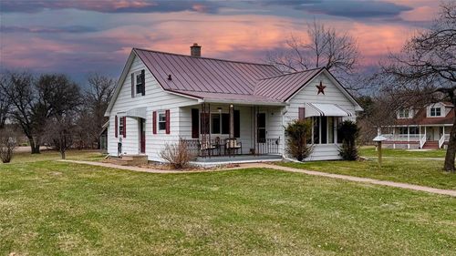 328 3rd Ave, Chippewa Falls, WI, 54729-1213 | Card Image