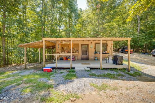 427 Mini Horse Dr, Gate City, VA, 24251 | Card Image