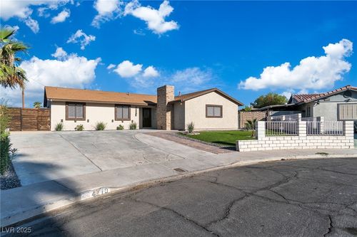 4210 Canal Cir, Las Vegas, NV, 89122-5311 | Card Image
