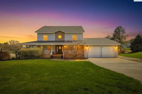 1128 Country Ridge Dr, Richland, WA, 99352 | Card Image