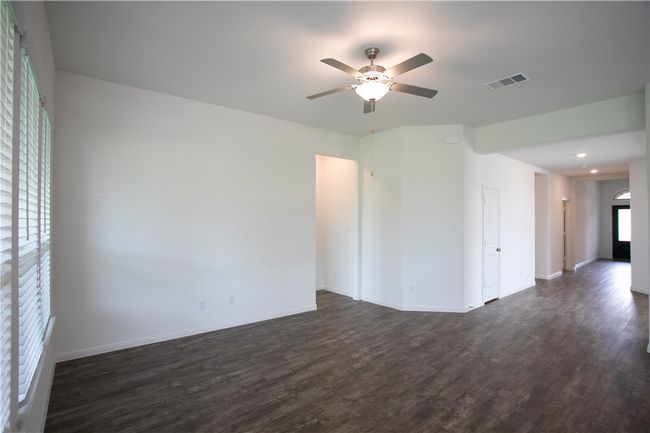 121 El Ranchero Rd, House other with 4 bedrooms, 2 bathrooms and 4 parking in Georgetown TX | Image 8