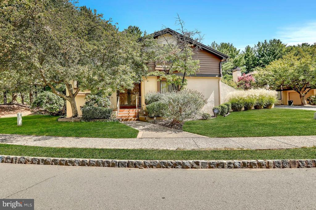 Sayre Dr, Princeton, NJ 08540