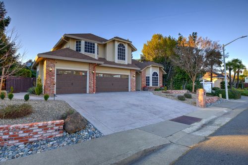 1068 Kensington Drive, Roseville, CA, 95661 | Card Image