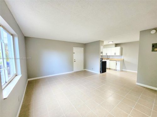 apt-103-191 Sw 15th St, Pompano Beach, FL, 33060-8688 | Card Image