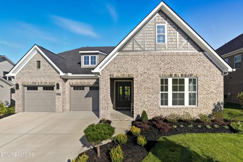 12703 Red Poppy Dr, Farragut, TN, 37934-2683 | Card Image