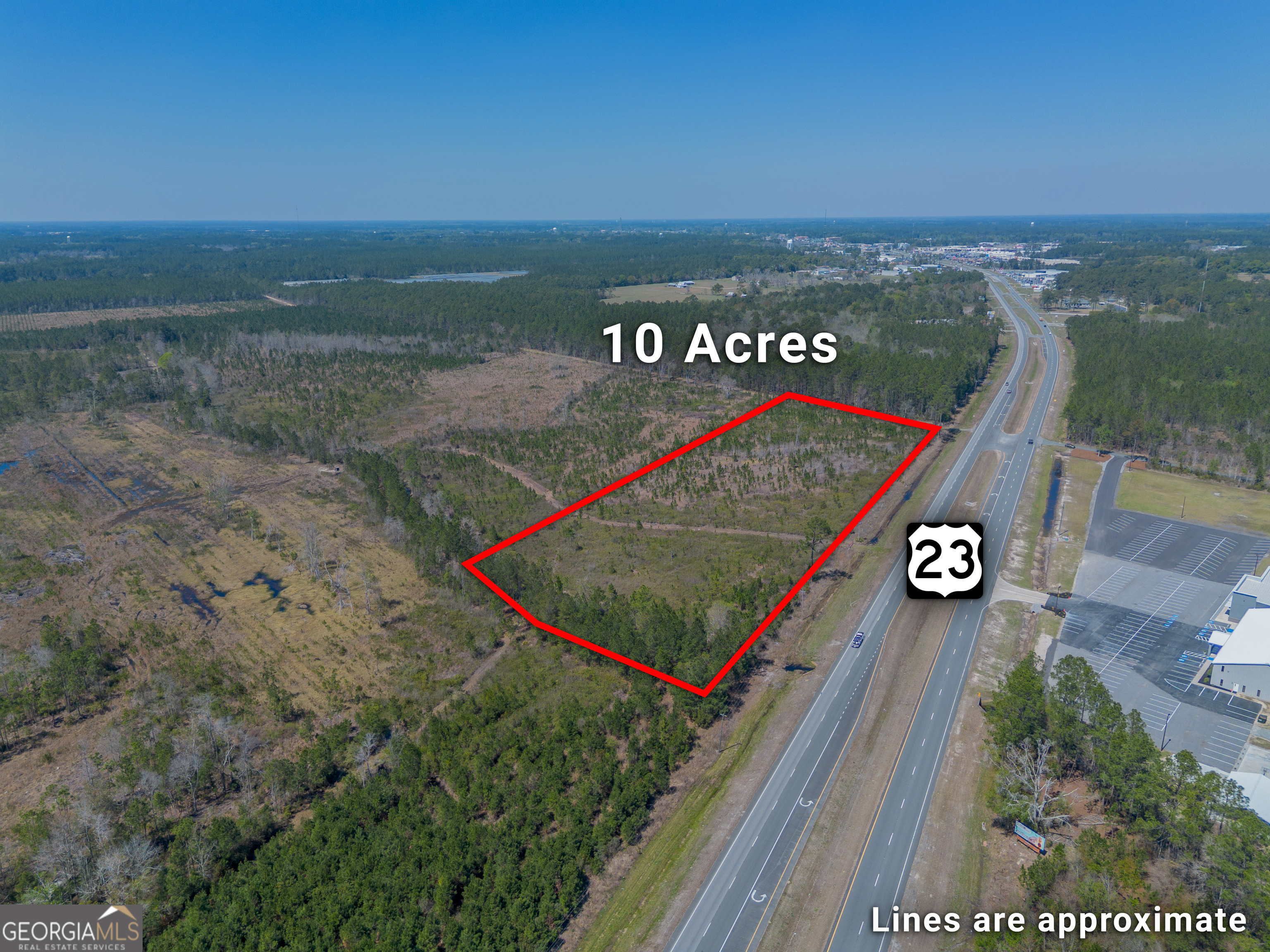 Land in Waycross