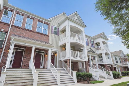 10330 Sablewood Dr, Raleigh, NC, 27617-7944 | Card Image