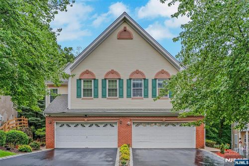 34 Eider Court, Wayne, NJ, 07470 | Card Image