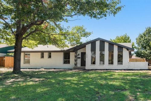 706 S Waterview Dr, Richardson, TX, 75080-6717 | Card Image