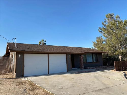 18746 Rock Springs Road, Hesperia, CA, 92345 | Card Image