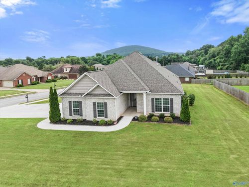 116 Shallowhill Rd, Huntsville, AL, 35811-7950 | Card Image