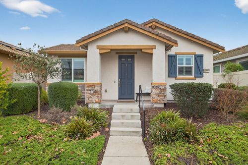 4425 Danube River Lane, Sacramento, CA, 95834 | Card Image