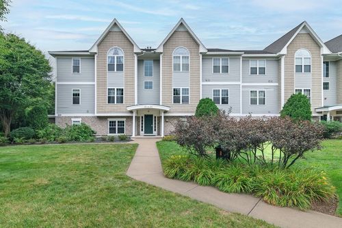 205-200 Roger Williams Ave, East Providence, RI, 02916 | Card Image