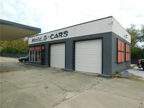 331 S Archibald Yell Blvd, Fayetteville, AR, 72701-5903 | Card Image