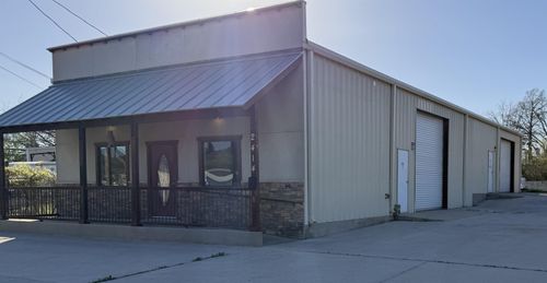 2414 Commerce Street, Marble Falls, TX, 78654 | Card Image