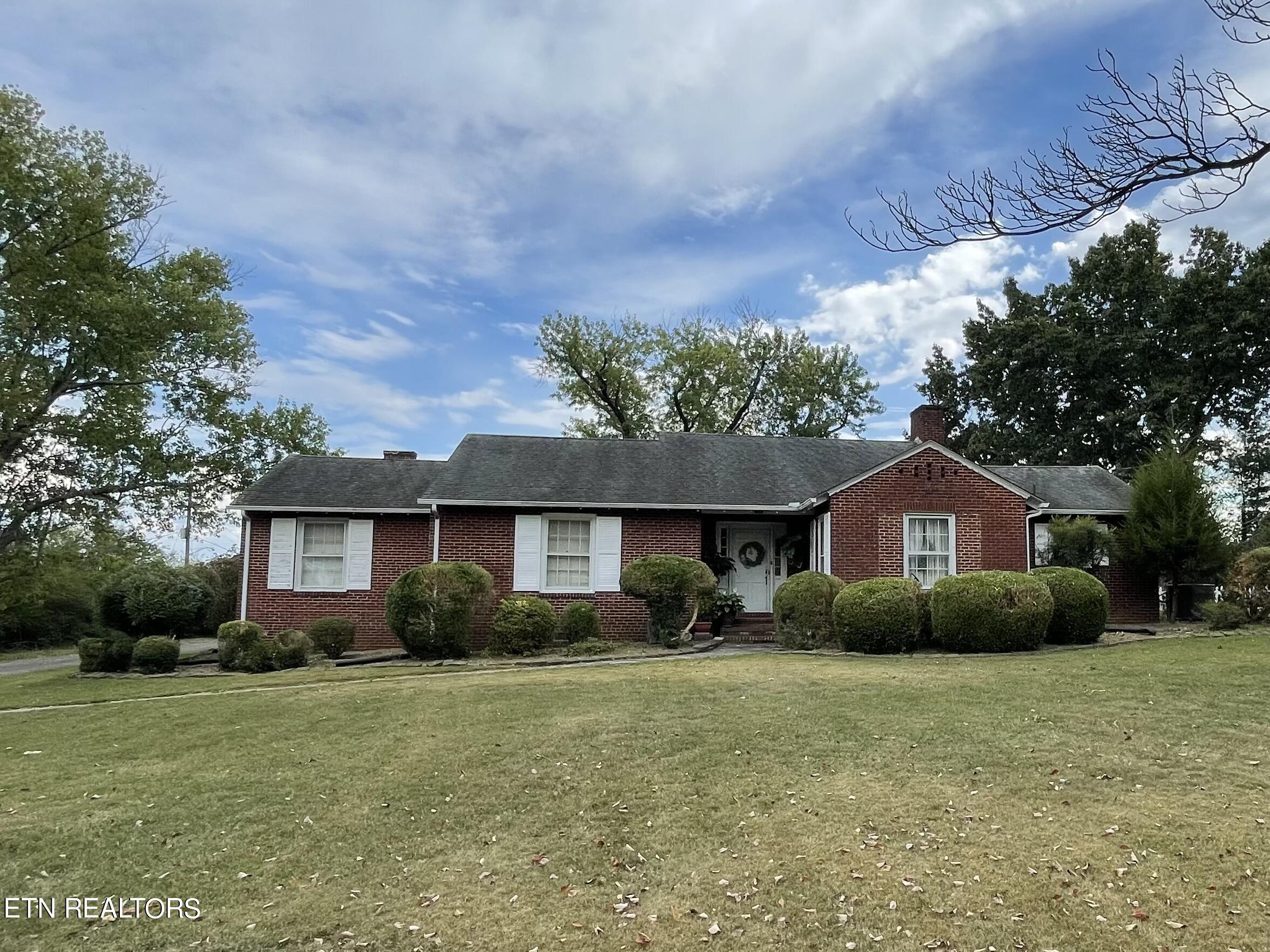 Darbee Dr, Morristown, TN 37814