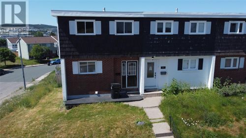 85 Cumberland Cres, St. John's, NL, A1B3M4 | Card Image